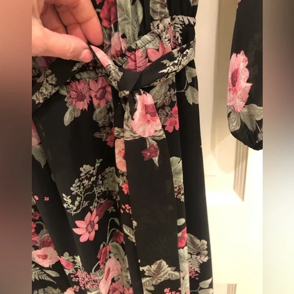 ✨Beautiful long floral dress!! - Picture 5 of 6
